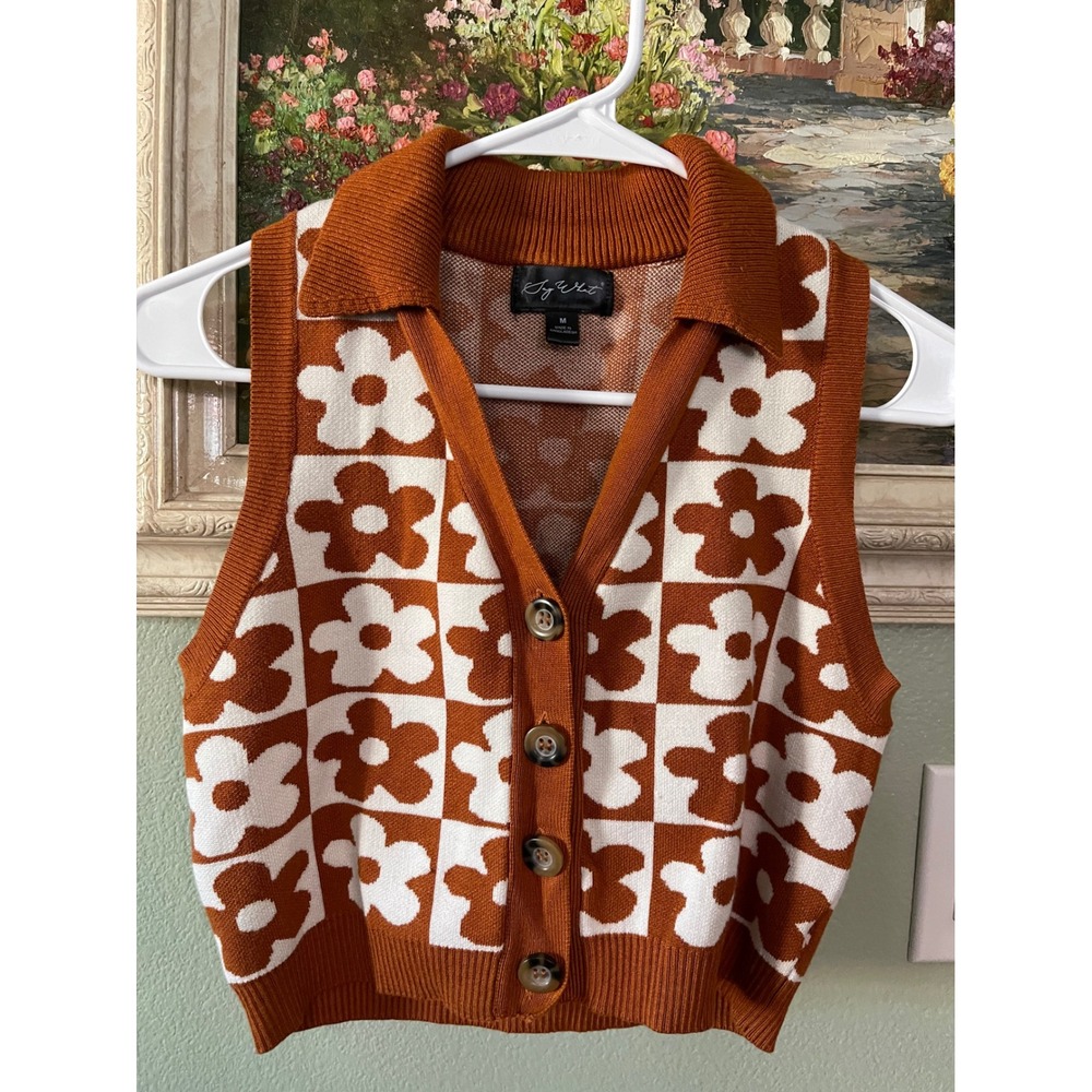 Say What Women's Sweater Vest Size M Button down  Brown White Flowers Used